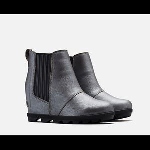 Sorel Joan of Arctic Wedge Chelsea Shearling Boots